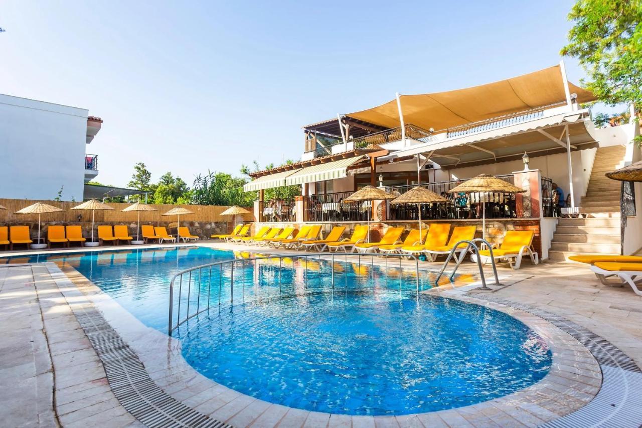 Kriss Hotel Bodrum Esterno foto