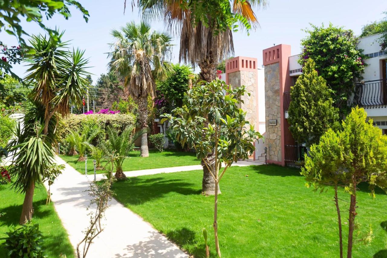 Kriss Hotel Bodrum Esterno foto